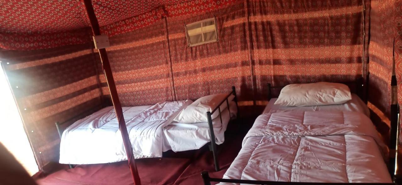 Готель Bedouin Nights Camp Al Wasil Екстер'єр фото