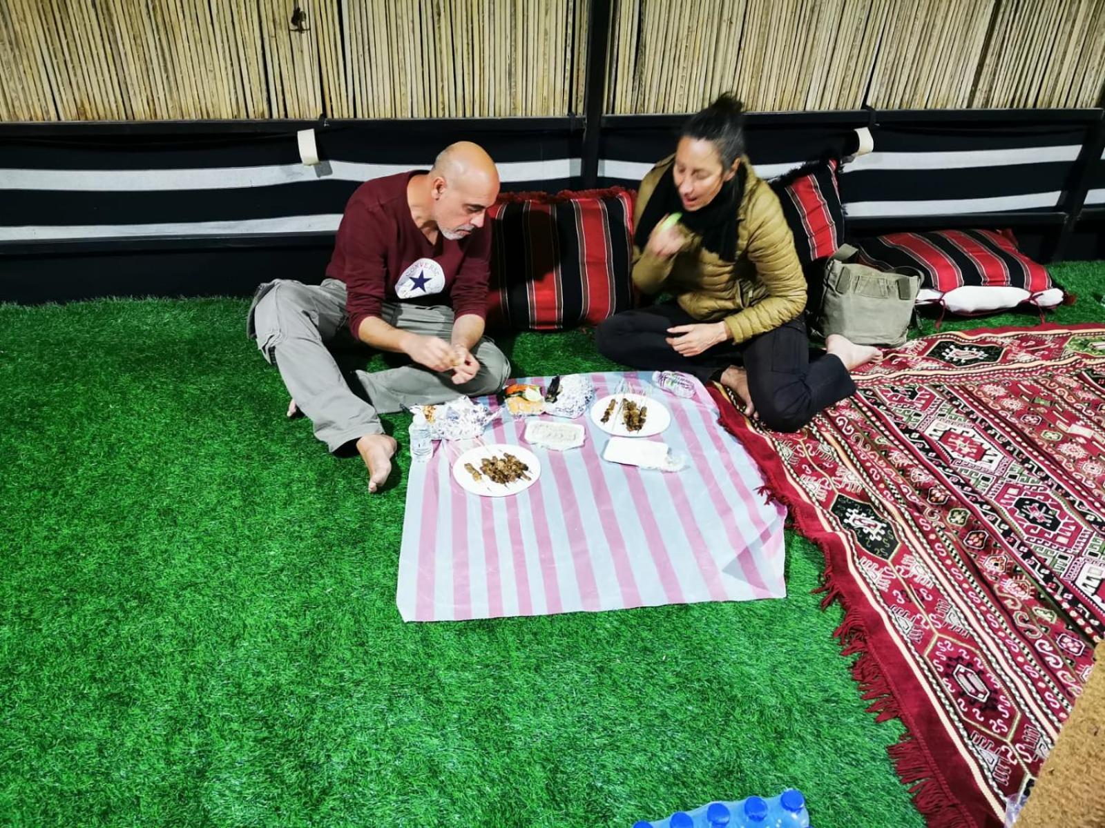 Готель Bedouin Nights Camp Al Wasil Номер фото