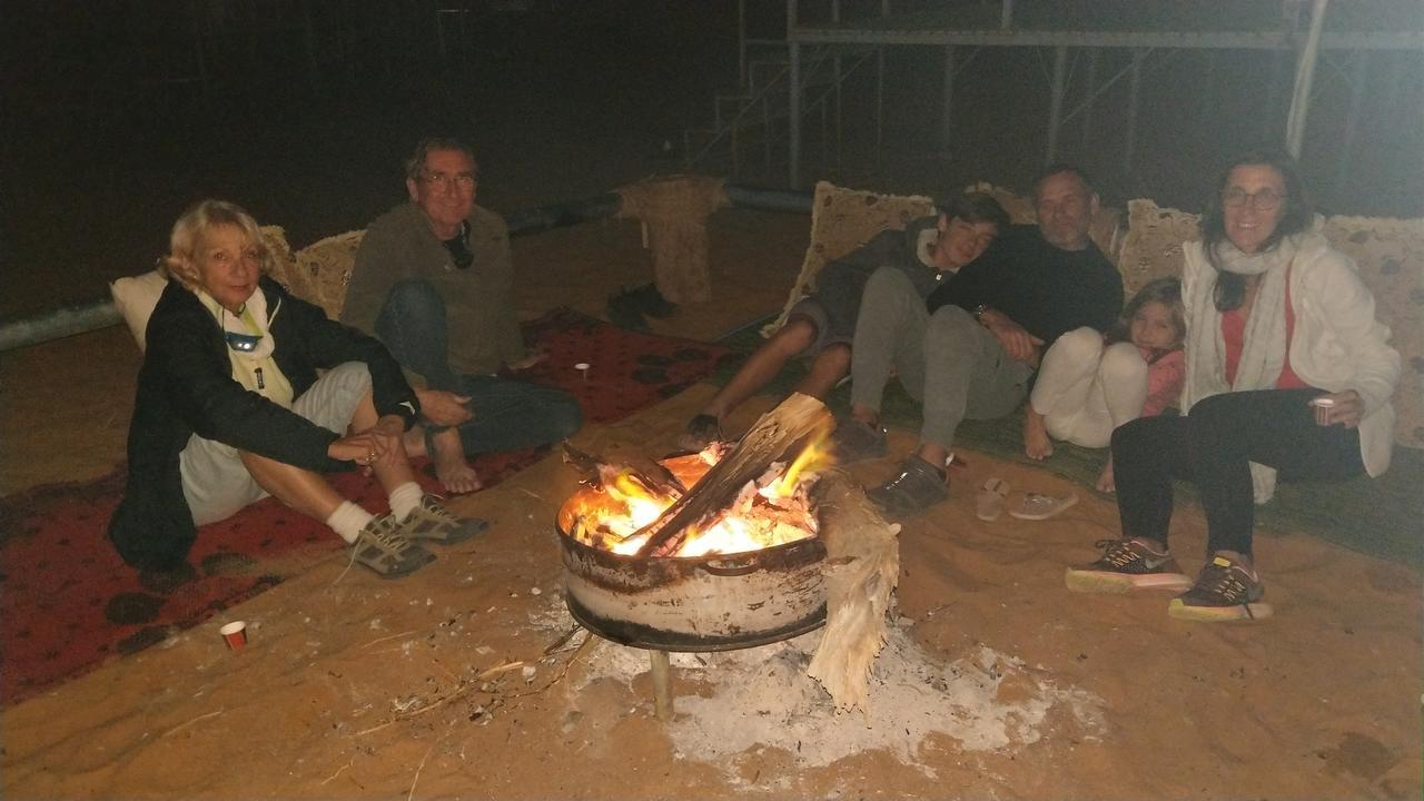 Готель Bedouin Nights Camp Al Wasil Екстер'єр фото